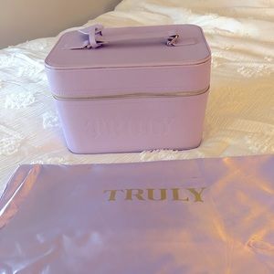 Truly Beauty Almalfi Luxury Travel Trunk